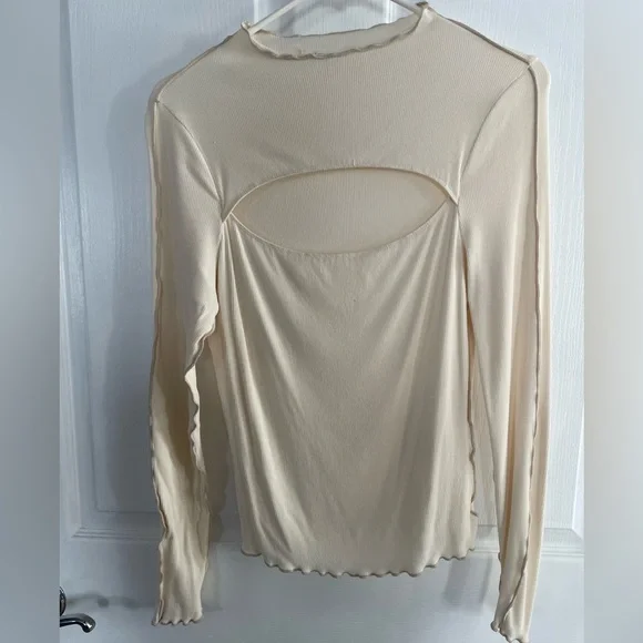 Winston Cutout Top - Picture 2 of 5